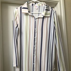 LuLa Roe Valentina Button Down Top